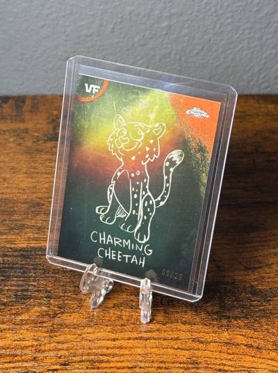 Charming Cheetah - 2026 VeeFriends Topps Chrome, Orange Refractor /25