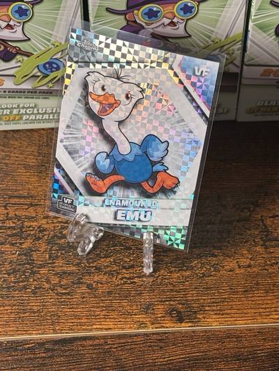 Enamoured Emu - 2026 VeeFriends Topps Chrome, Base X Refractor (Mega Only)