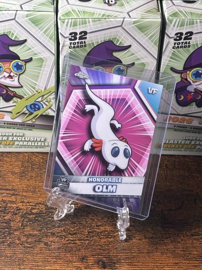 Honorable Olm - 2026 VeeFriends Topps Chrome, Pink Refractor /250