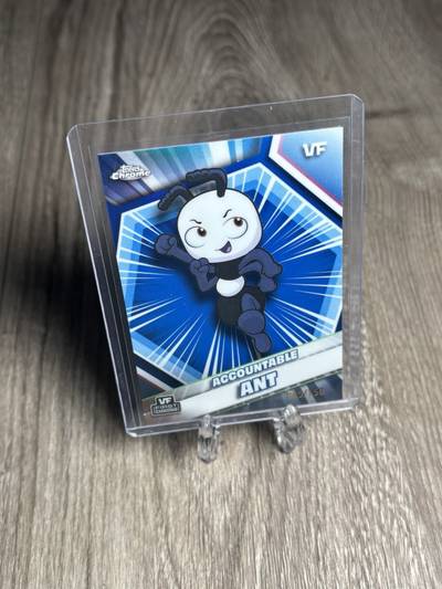 Accountable Ant - 2026 VeeFriends Topps Chrome, Blue Refractor 45/150