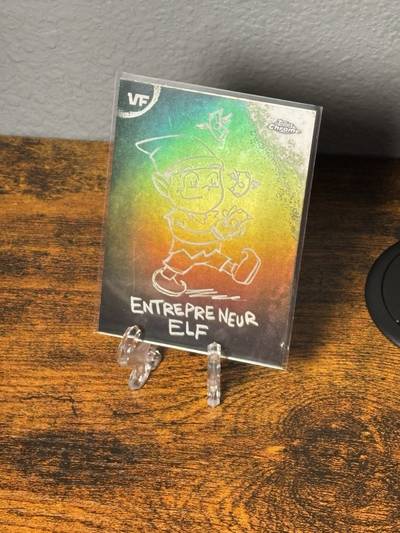 Entrepreneur Elf - 2026 VeeFriends Topps Chrome, Chalkboard